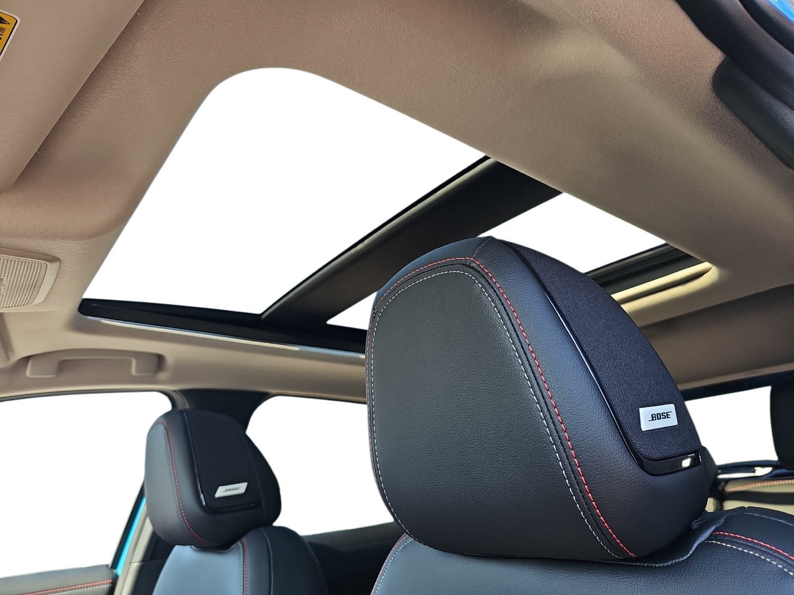 New 2027 Nissan Kicks SR w/ SR Premium Package FWD image 29