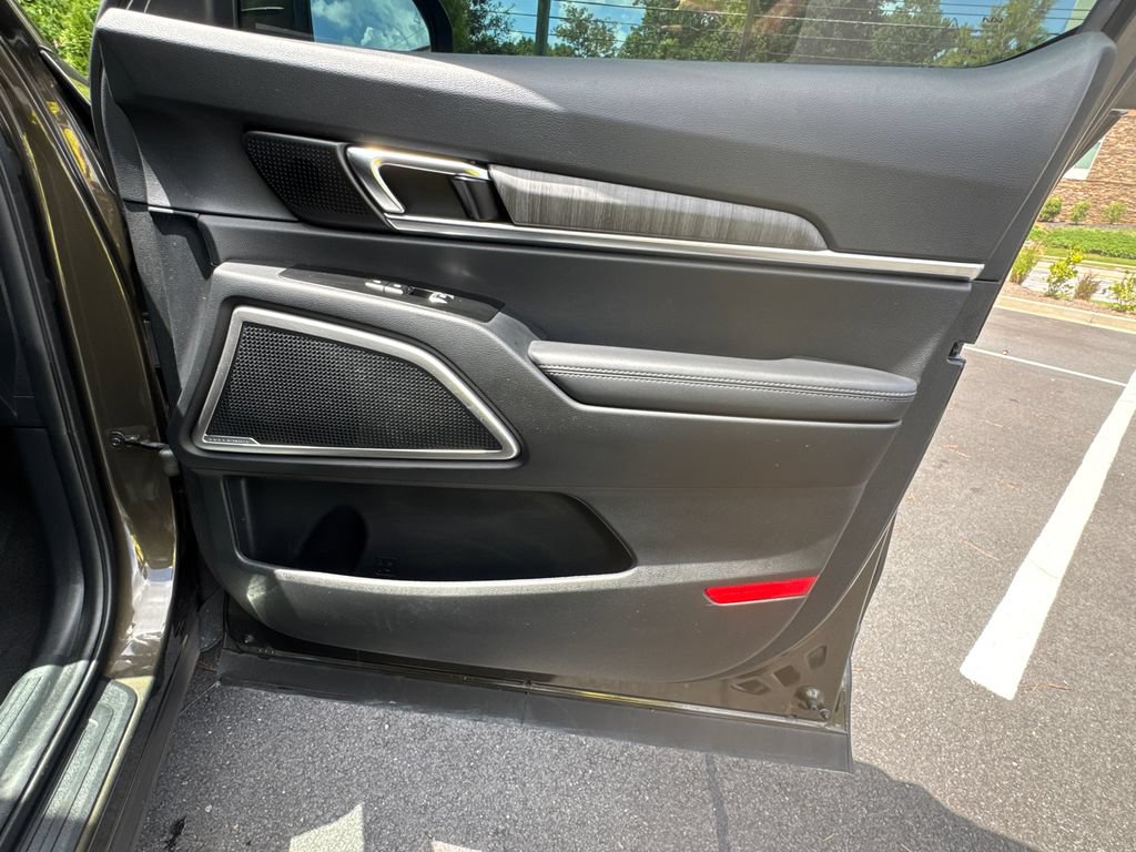Used 2024 Kia Telluride EX AWD/4WD image 14