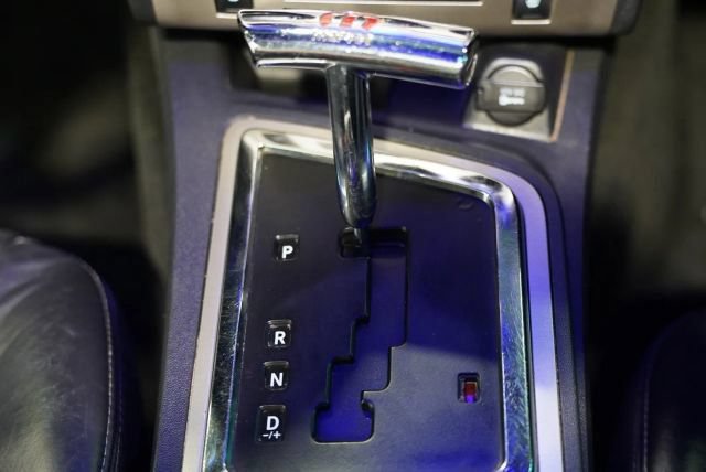 Used 2013 Dodge Challenger SRT8 w/ Harman Kardon Audio Group RWD image 28