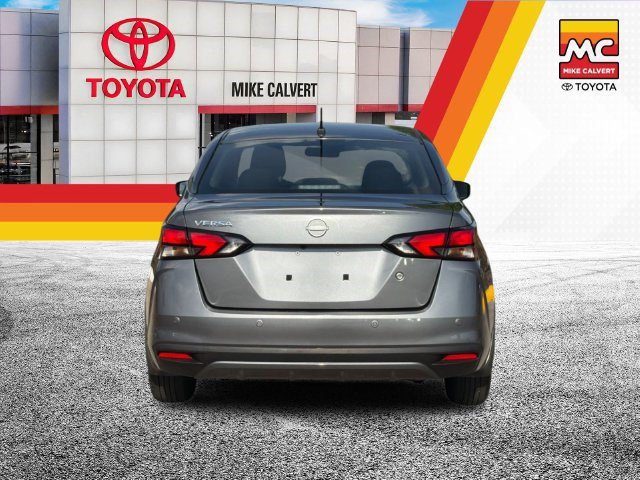 Used 2025 Nissan Versa S w/ Trunk Package FWD image 4