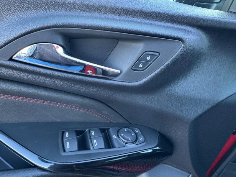 New 2026 Chevrolet Trax RS w/ Sunroof Package image 10