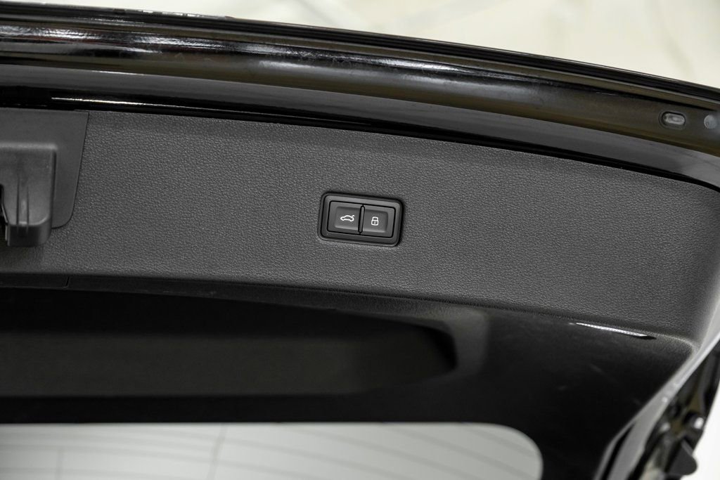 Used 2024 Audi SQ8 Premium Plus w/ Executive Package image 48