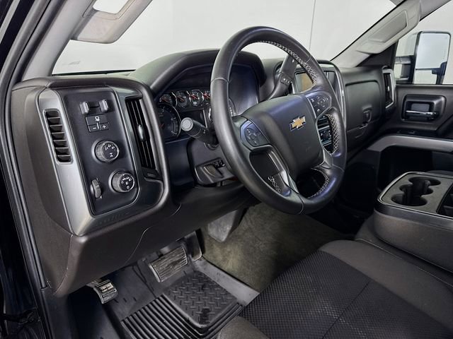 Used 2015 Chevrolet Silverado 2500 LT w/ Z71 Package, Off-Road AWD/4WD image 11