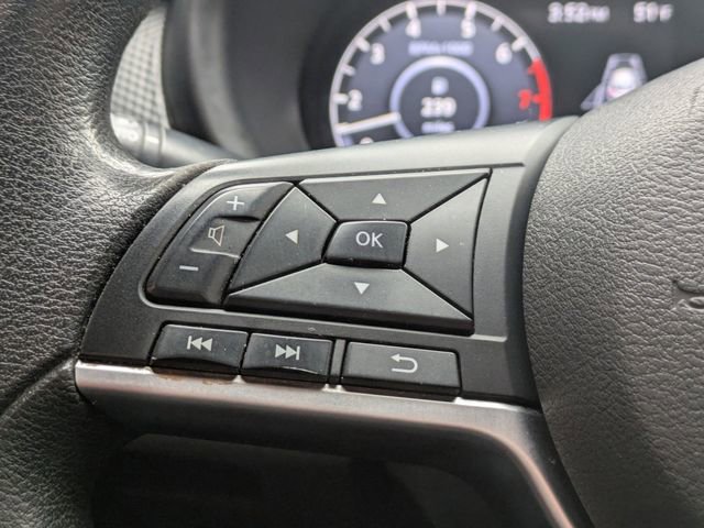 Used 2022 Nissan Kicks SV image 25