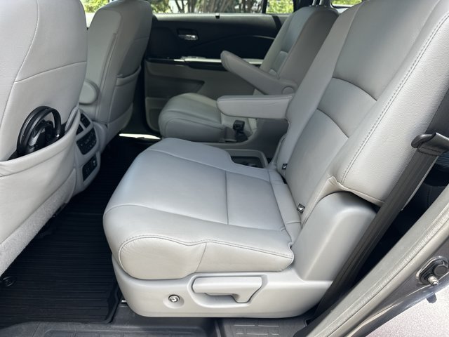 Used 2022 Honda Pilot Touring image 23