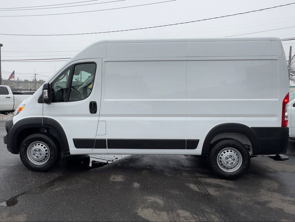 Used 2025 RAM ProMaster 2500 image 4