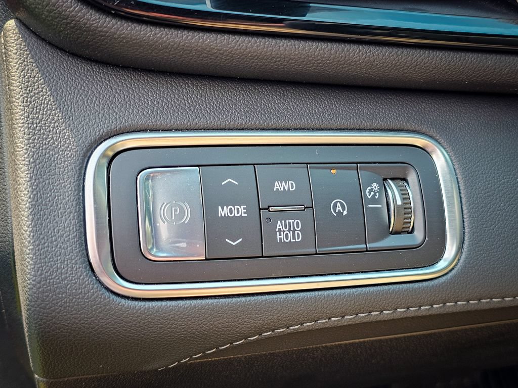 Used 2026 Buick Enclave Preferred w/ LPO, Floor Liner Package AWD/4WD image 16