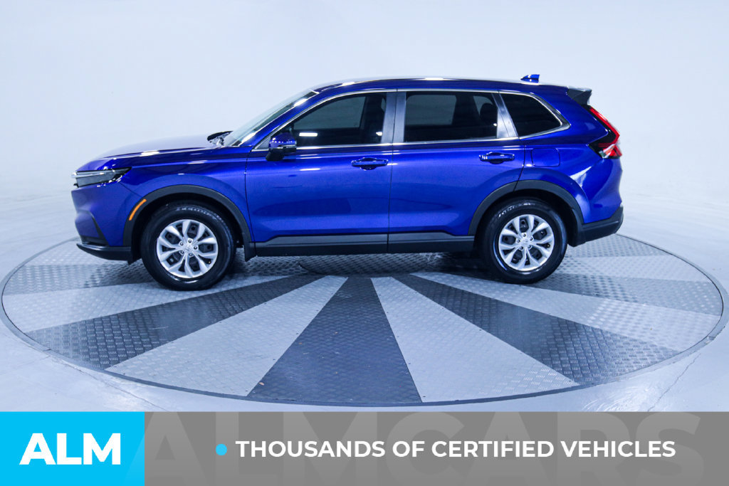 Used 2025 Honda CR-V LX image 4