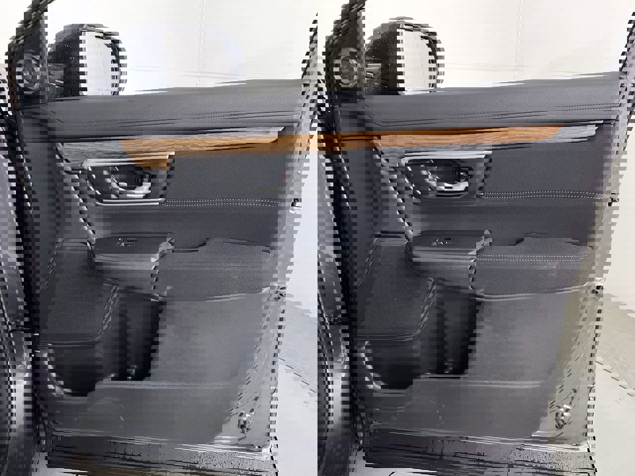 Used 2019 Honda CR-V EX image 24