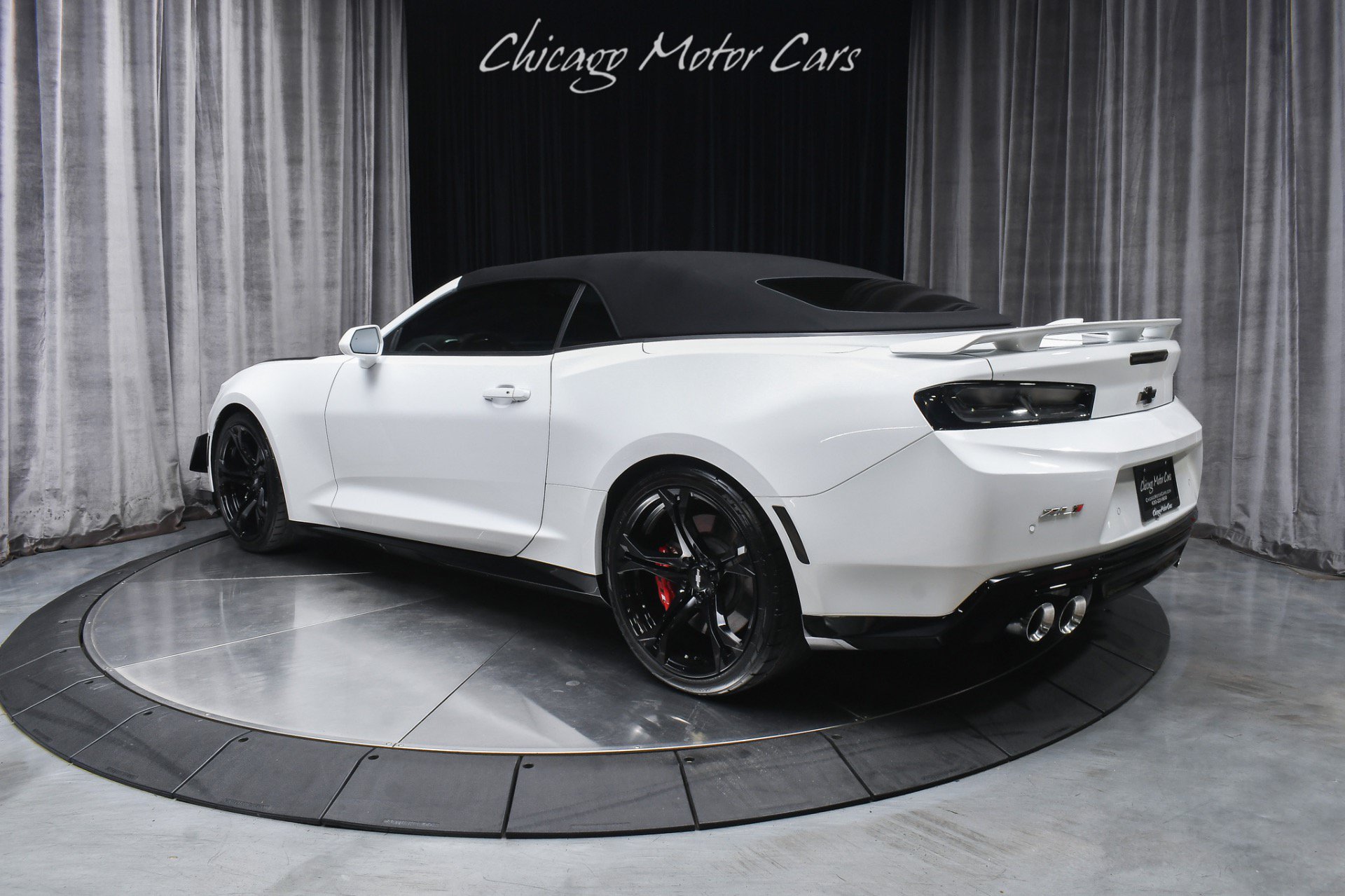 Used 2017 Chevrolet Camaro ZL1 RWD image 24