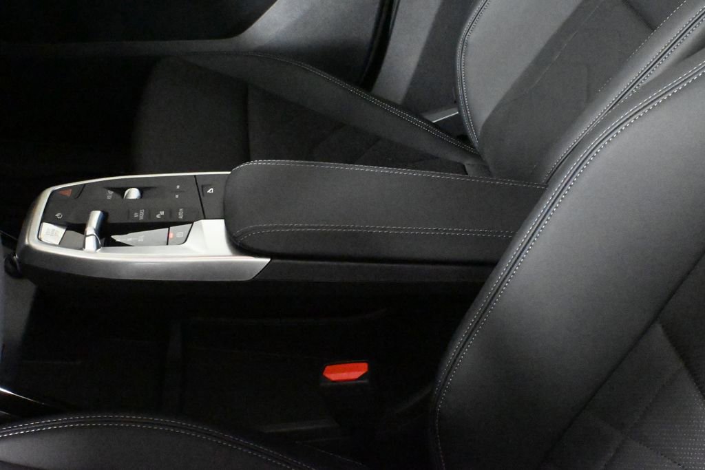 Used 2026 BMW X1 xDrive28i w/ Technology Package image 25