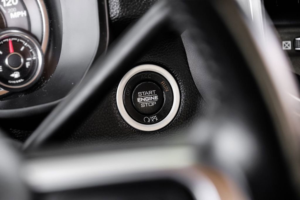 Used 2020 RAM 2500 Laramie image 17