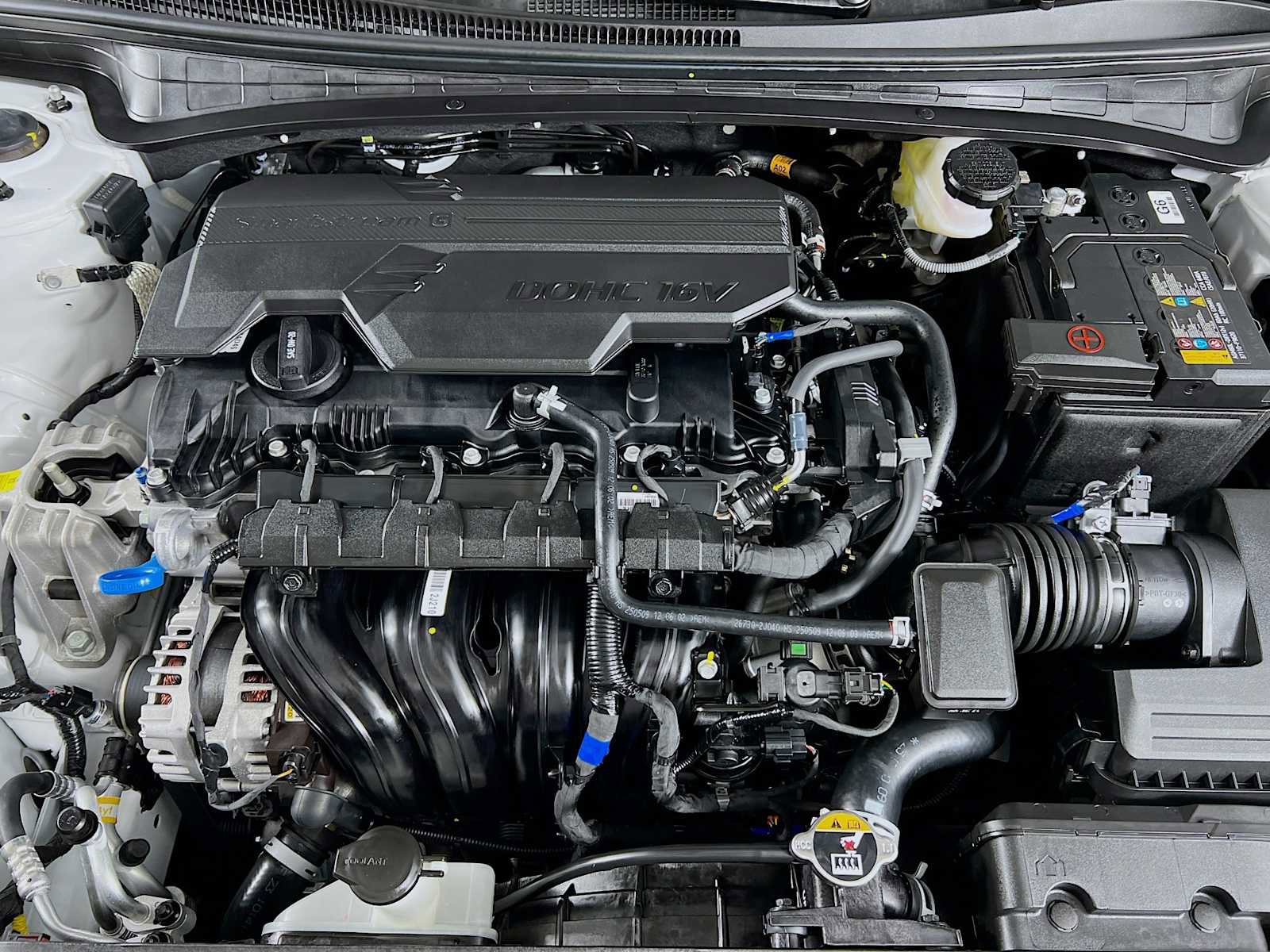 Certified 2025 Hyundai Elantra Sport FWD image 28