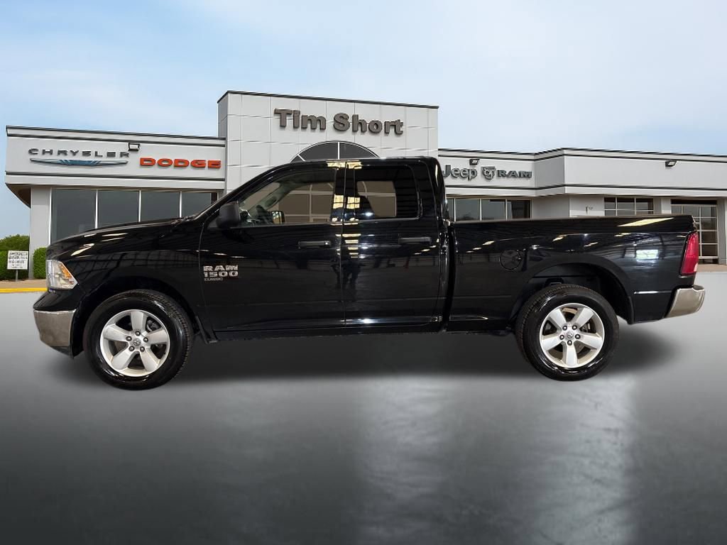 Used 2024 RAM 1500 Classic SLT image 2