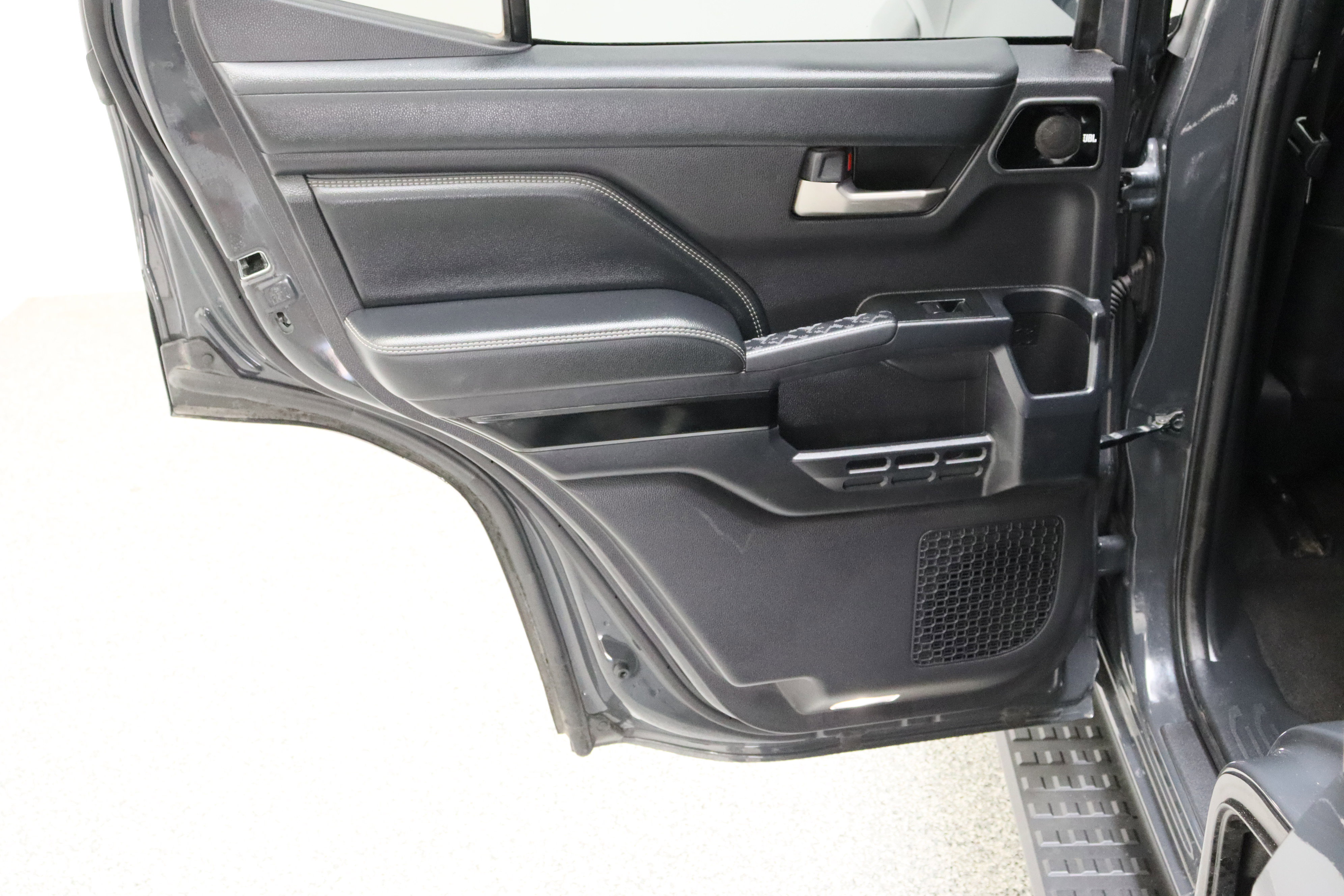 Certified 2025 Toyota 4Runner Limited image 29