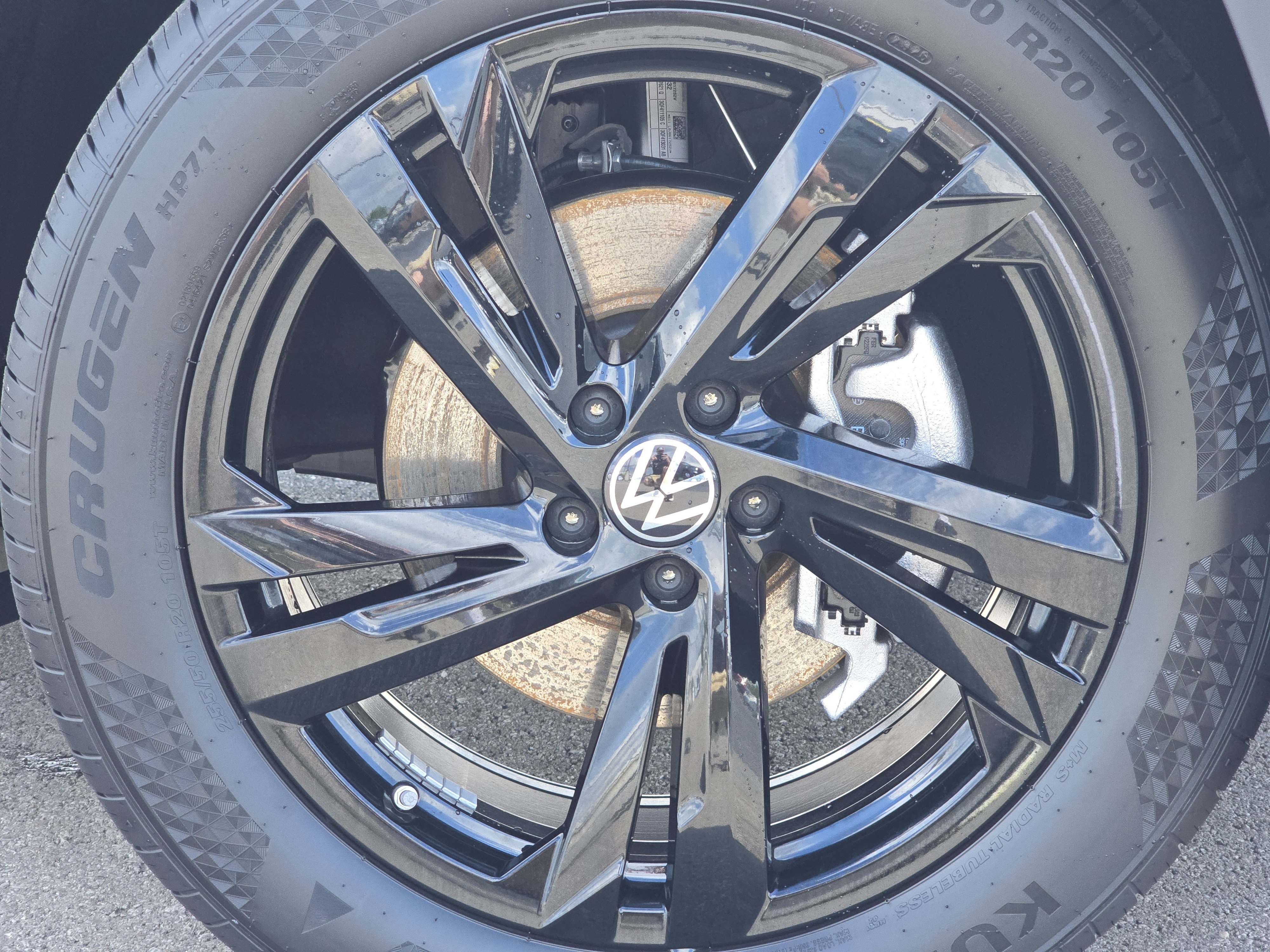 New 2026 Volkswagen Atlas Cross Sport SEL R-Line AWD/4WD image 16