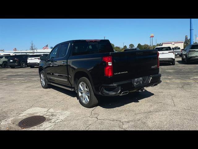 Used 2022 Chevrolet Silverado 1500 High Country w/ High Country Premium Package image 31