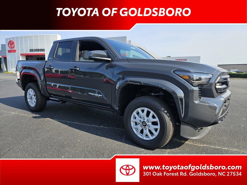 New 2024 Toyota Tacoma SR5