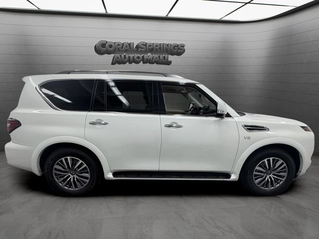 Used 2022 Nissan Armada SV w/ SV Appearance Package RWD image 6