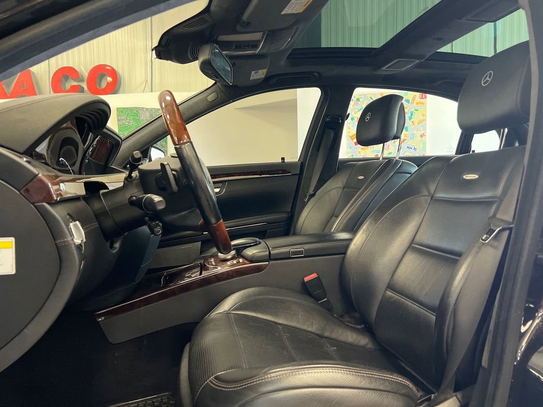 Used 2011 Mercedes-Benz S 63 AMG image 10