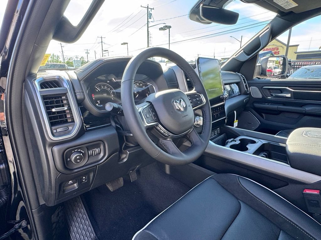 New 2026 RAM 1500 Laramie AWD/4WD image 12