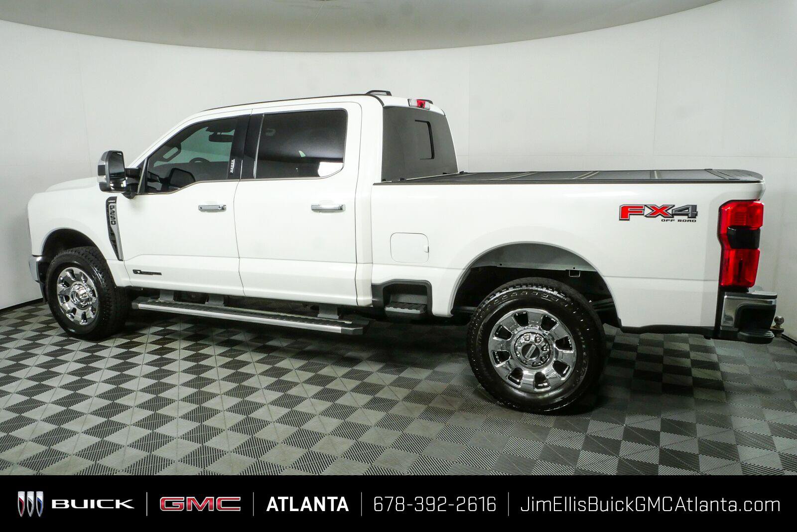 Used 2024 Ford F250 Lariat w/ Chrome Package AWD/4WD image 29