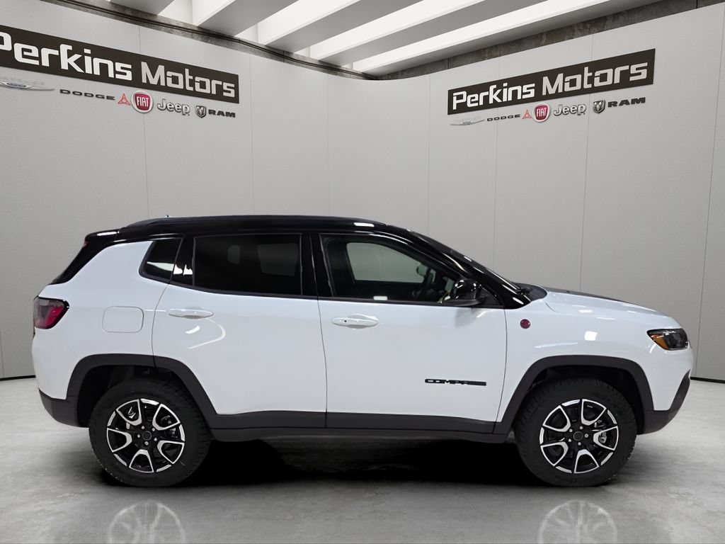 New 2026 Jeep Compass Trailhawk AWD/4WD image 6