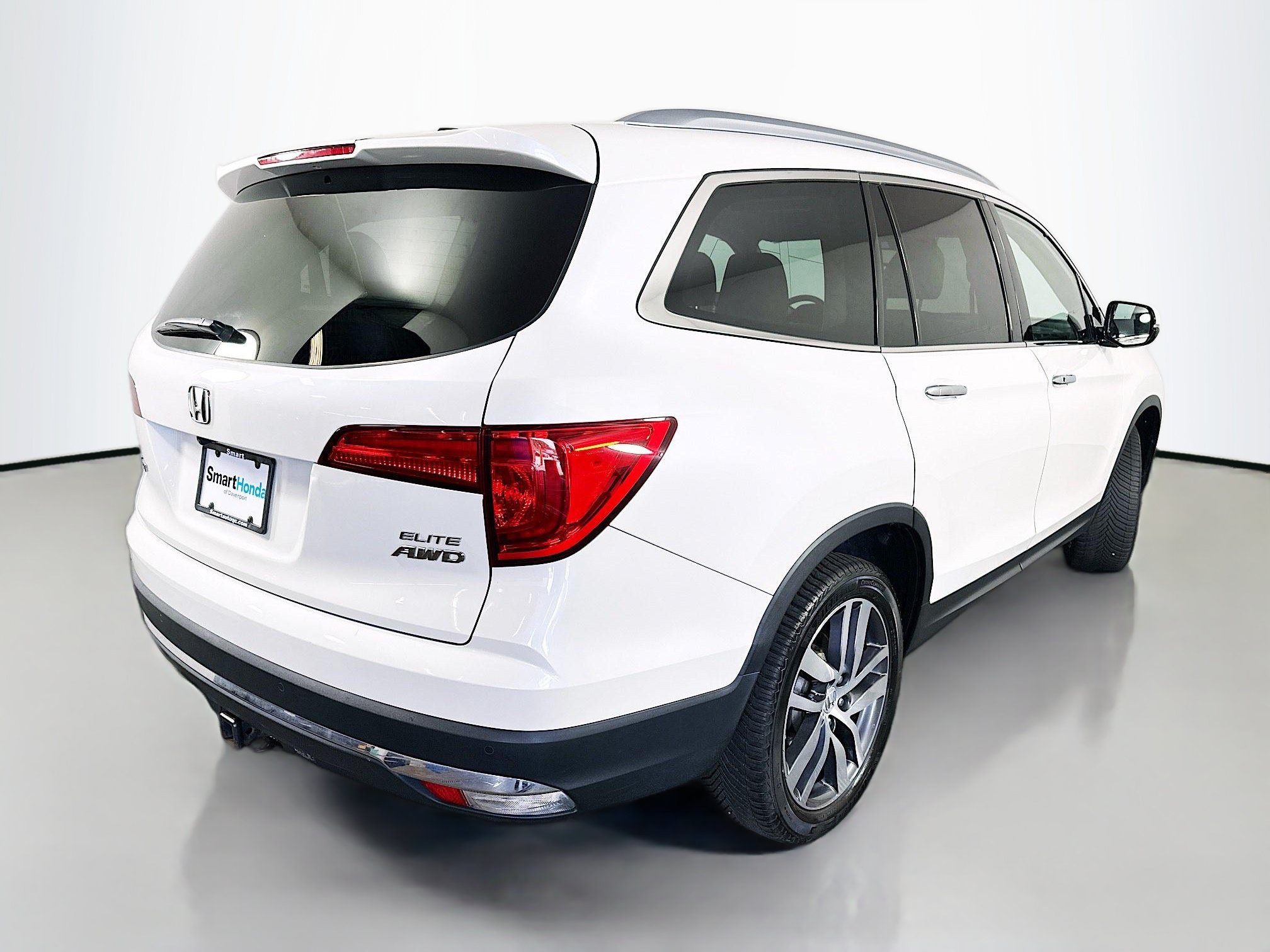 Used 2016 Honda Pilot Elite image 7