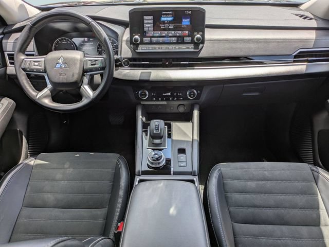 Used 2024 Mitsubishi Outlander SE FWD image 16