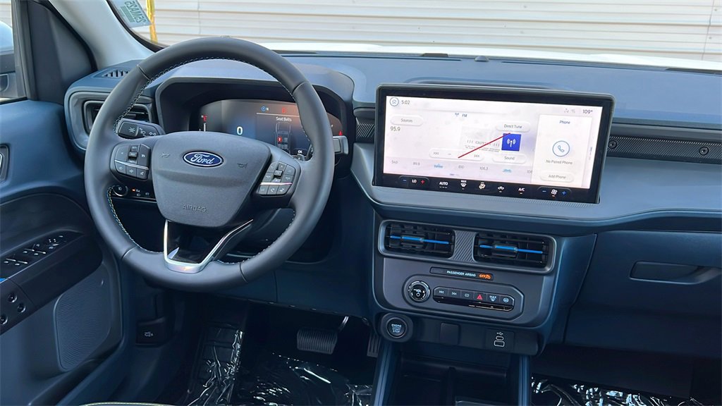 New 2025 Ford Maverick Lobo image 15