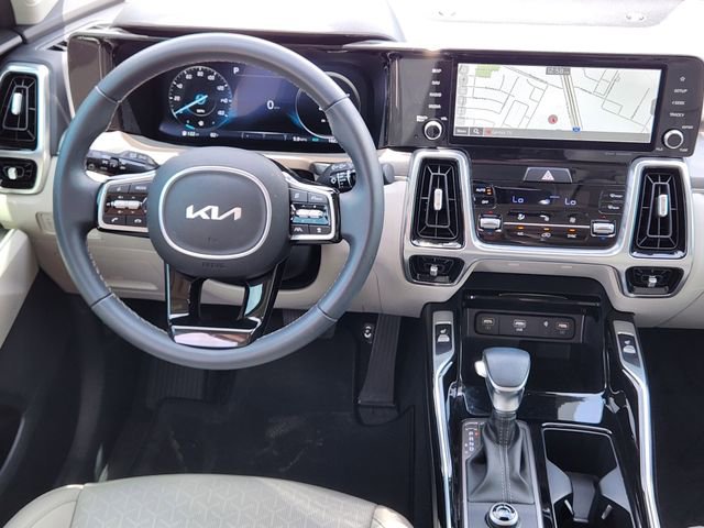 Certified 2023 Kia Sorento SX FWD image 28