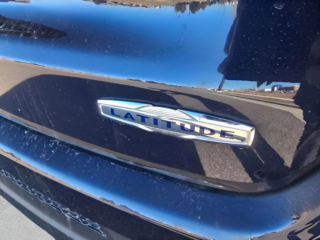 Used 2018 Jeep Compass Latitude w/ Popular Equipment Group image 10