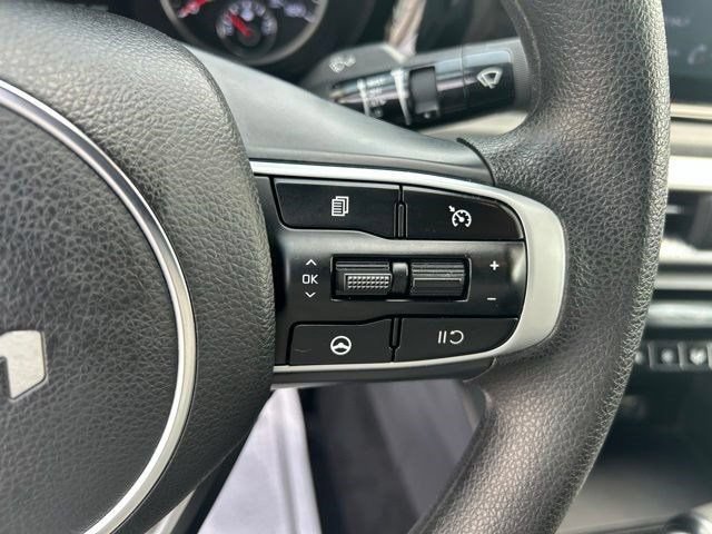 Used 2023 Kia K5 LXS FWD image 18