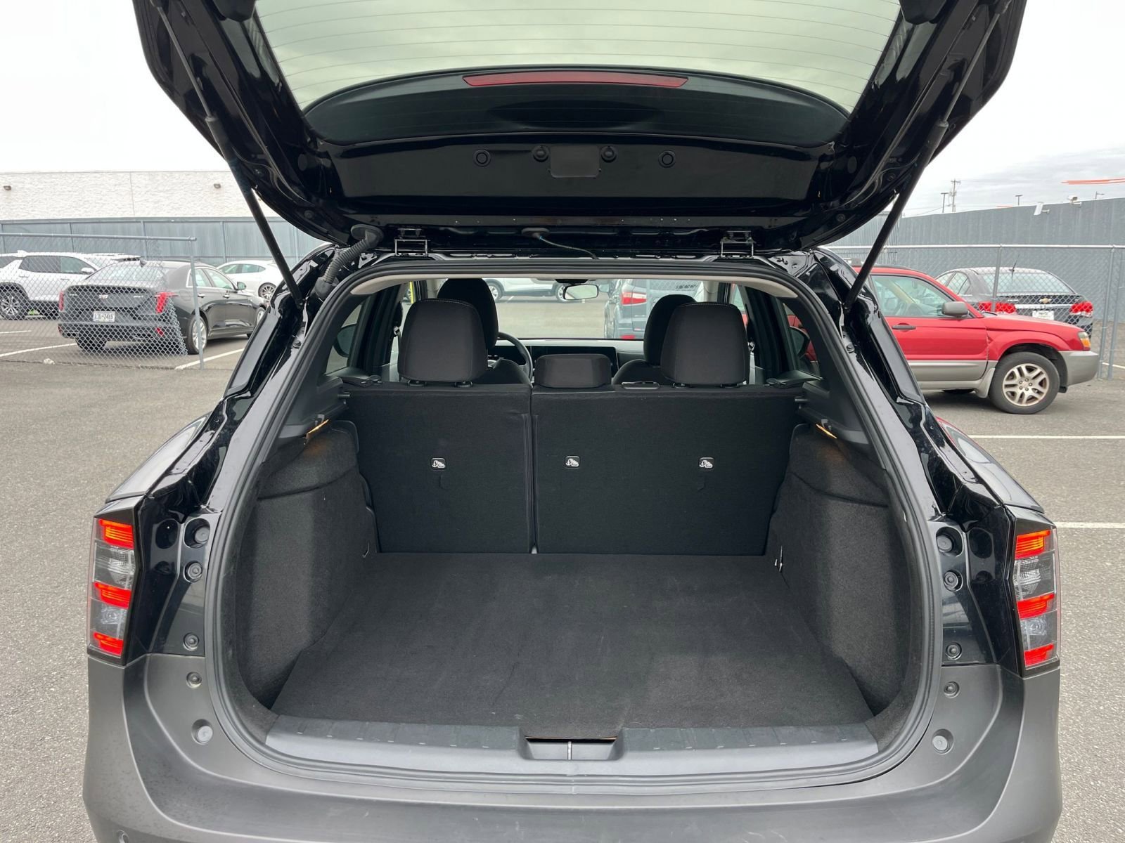 Used 2025 Nissan Kicks SV image 29