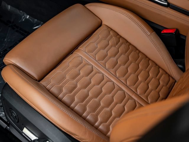 Certified 2023 Audi RS 6 w/ Executive Package AWD/4WD image 17