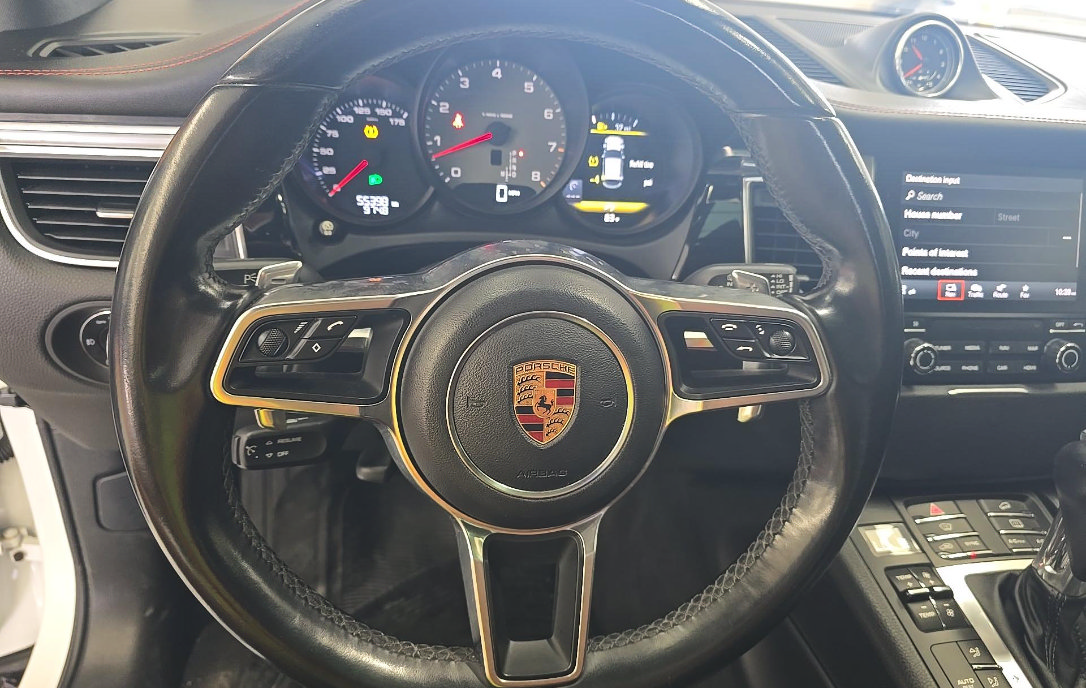 Used 2017 Porsche Macan S AWD/4WD image 10
