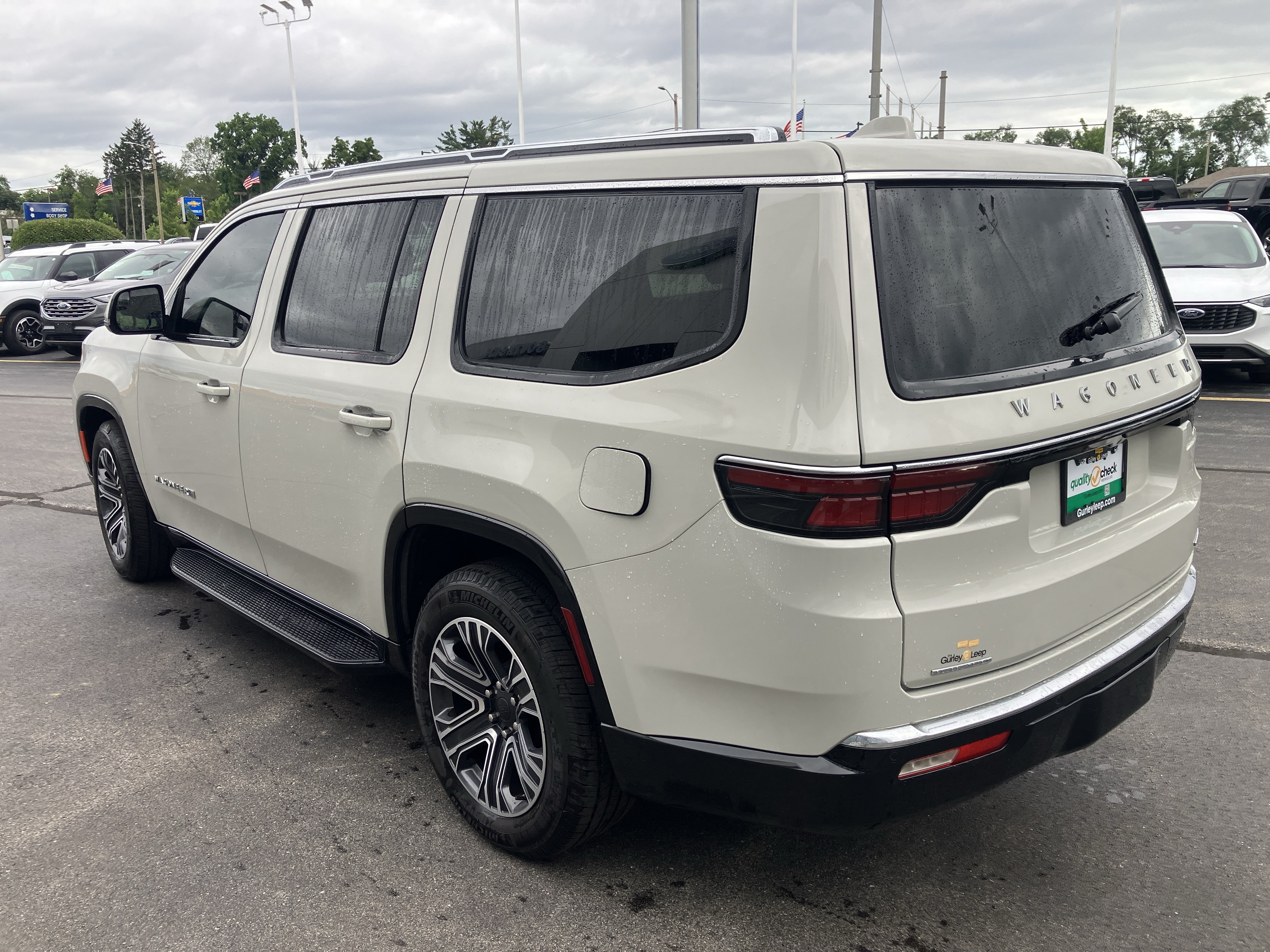 Used 2022 Jeep Wagoneer Series III w/ Flexible Seating Group AWD/4WD image 5