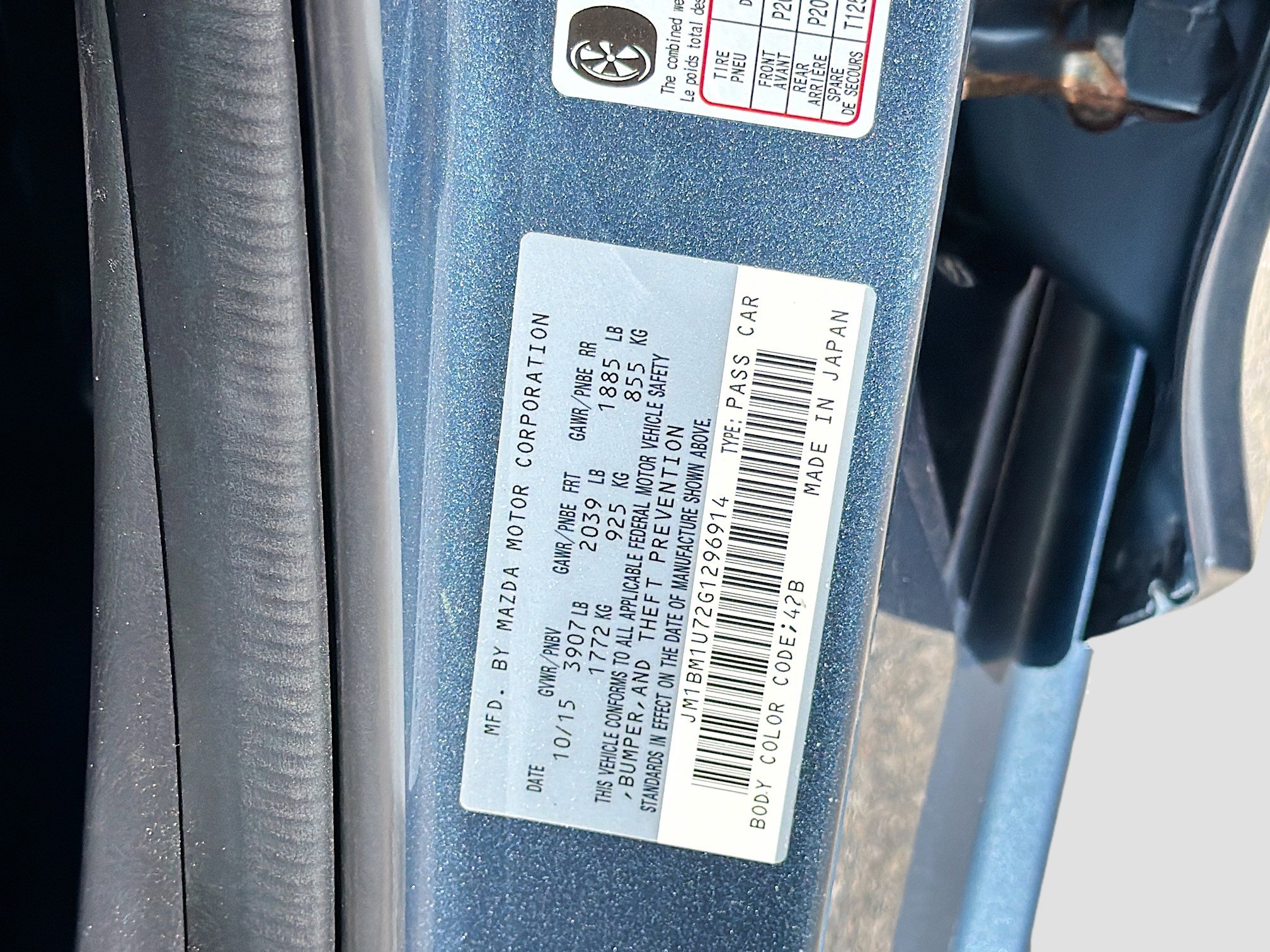 Used 2016 MAZDA MAZDA3 i Sport w/ Preferred Equipment Package image 38