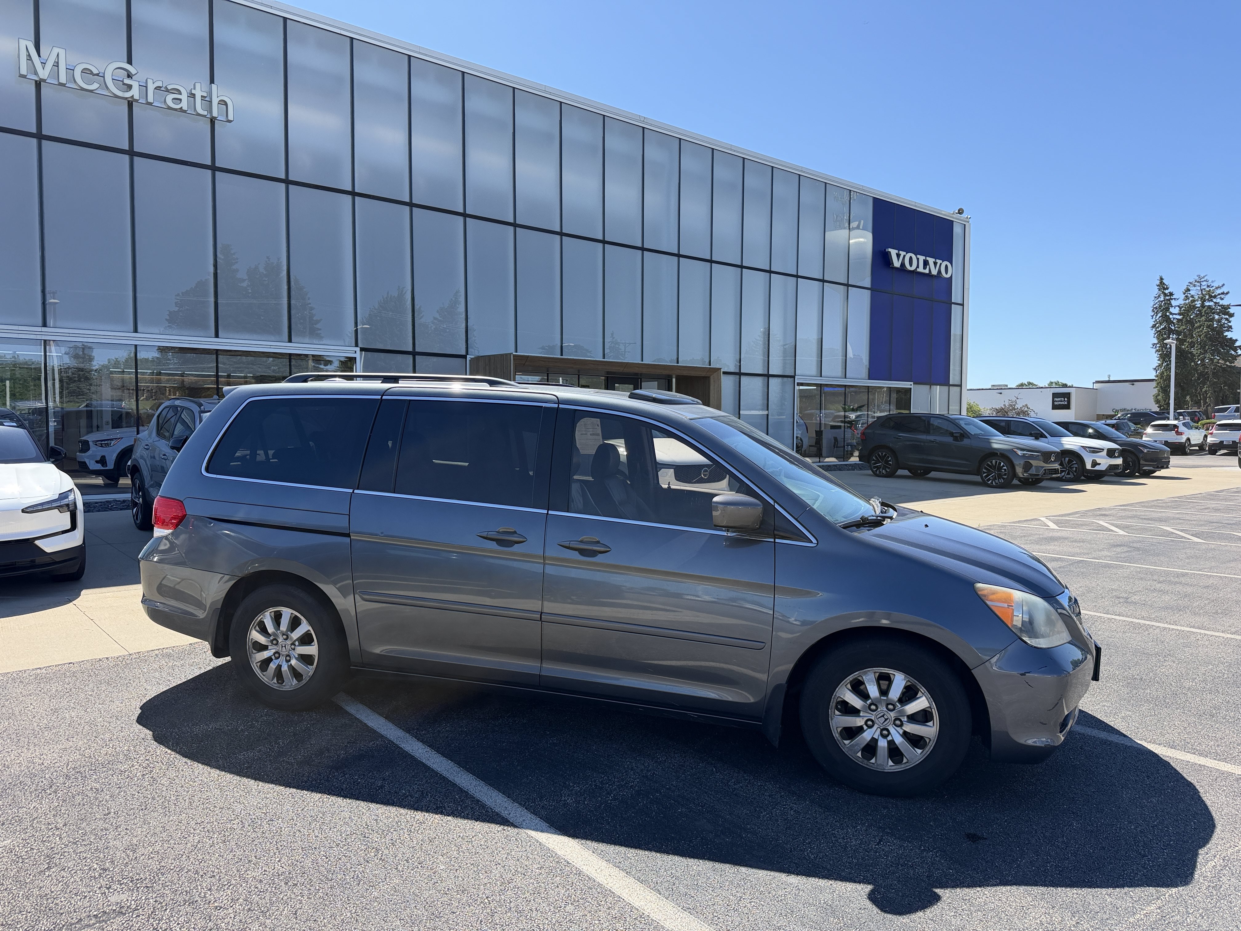 Used 2010 Honda Odyssey EX-L image 3