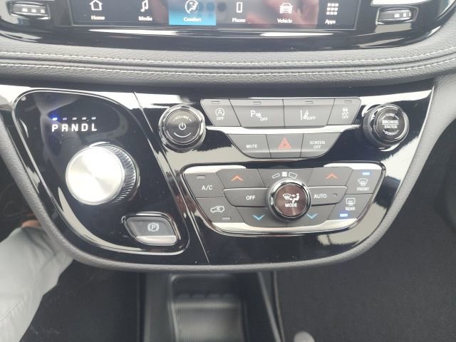 New 2026 Chrysler Pacifica Select w/ S Appearance Package image 6