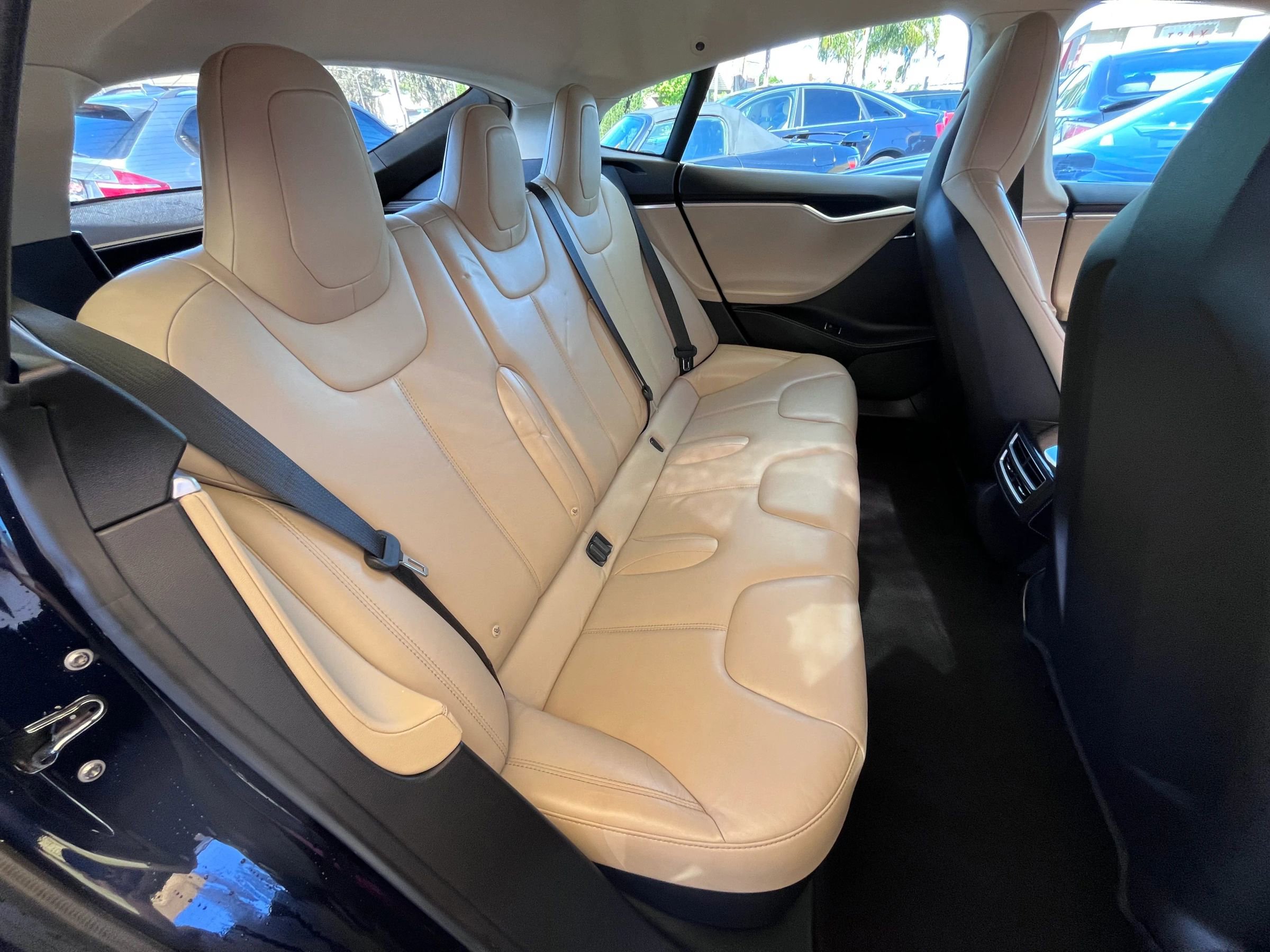 Used 2014 Tesla Model S P85 RWD image 14