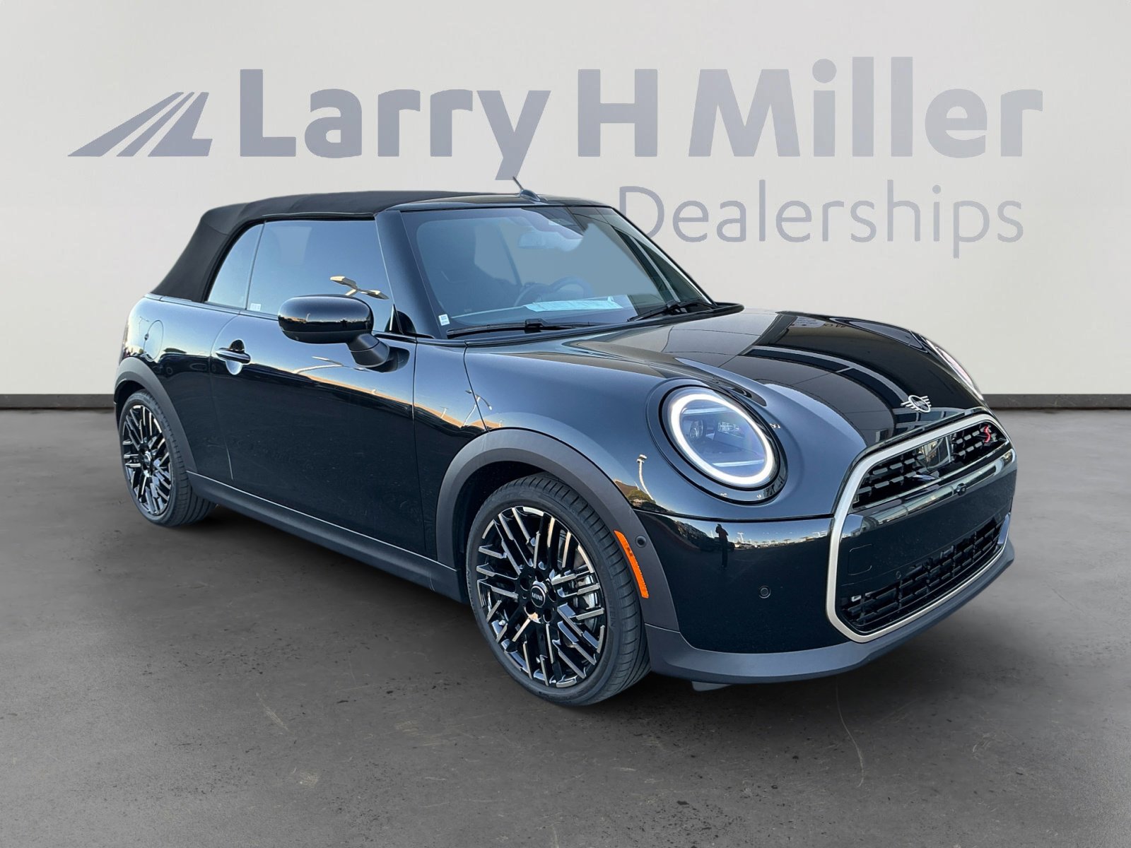 Used 2025 MINI Cooper S image 7
