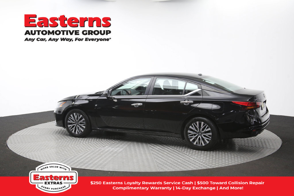 Used 2024 Nissan Altima 2.5 SV FWD image 64