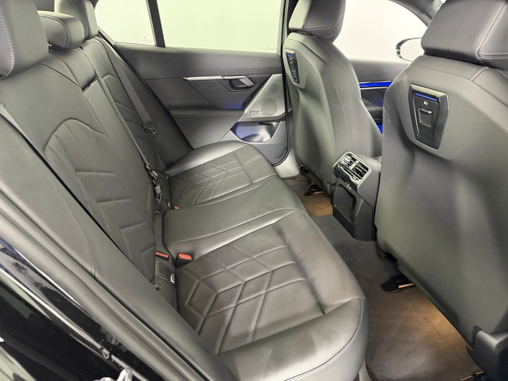 Used 2025 BMW i5 xDrive40 w/ Premium Package image 31