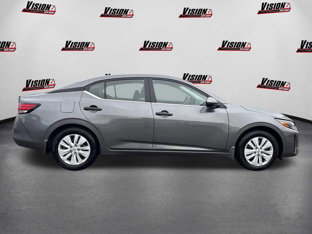 Used 2025 Nissan Sentra S image 4