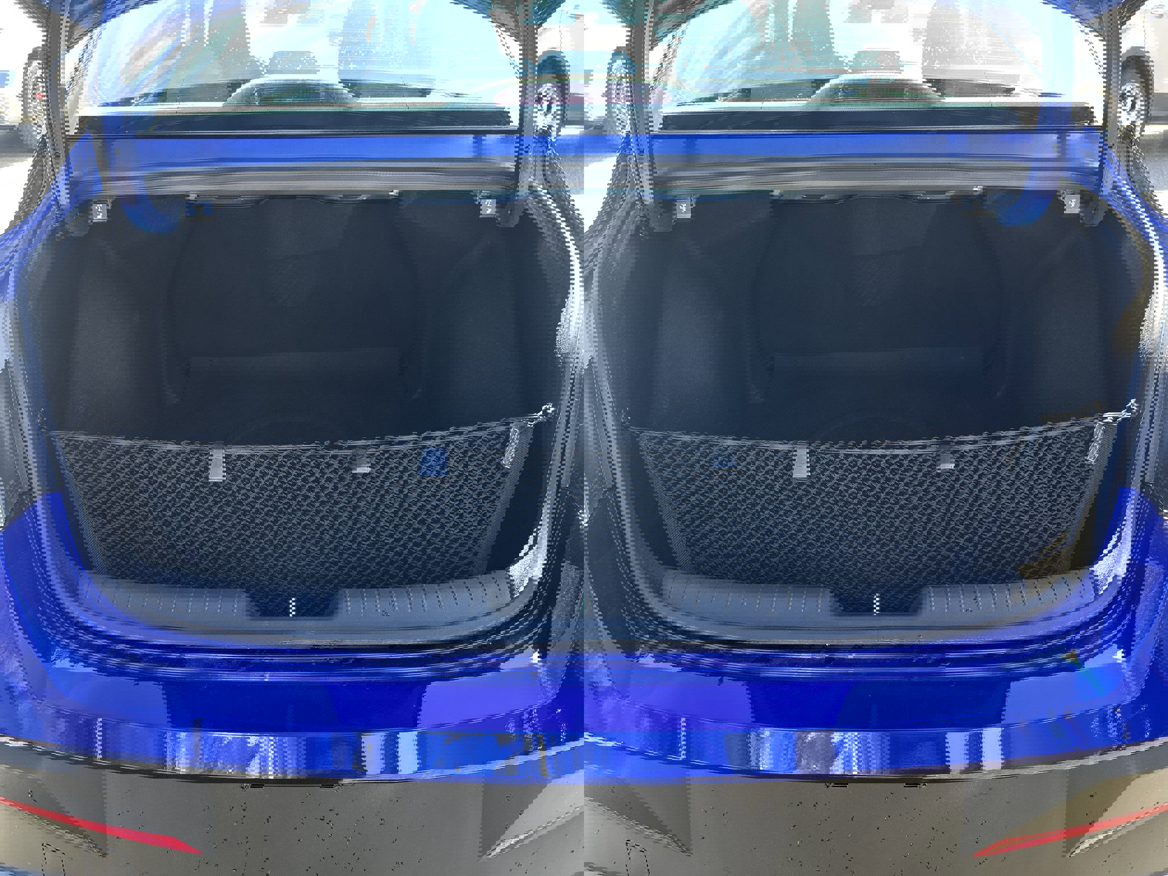 New 2025 Hyundai Elantra Blue image 16