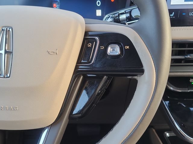 Certified 2024 Lincoln Corsair FWD image 21