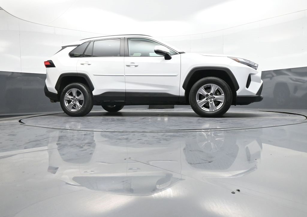 Certified 2022 Toyota RAV4 XLE image 30