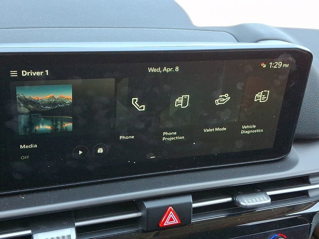 Certified 2026 Kia Sportage EX w/ EX Panorama Roof Package image 16