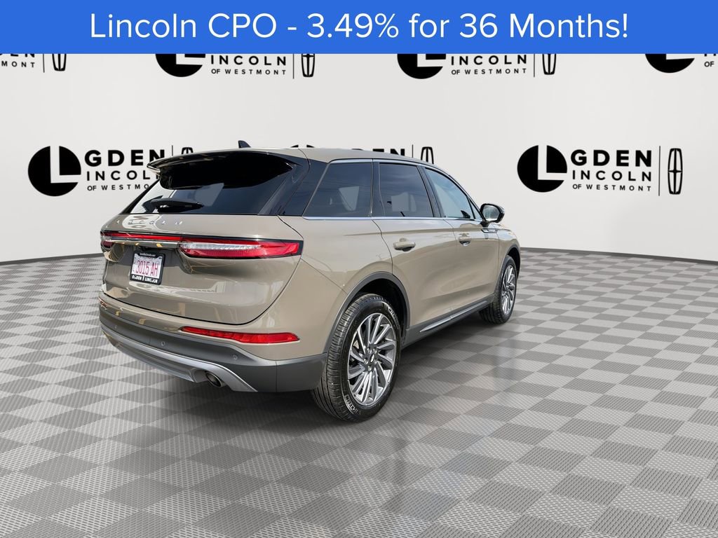 Certified 2025 Lincoln Corsair Reserve image 8